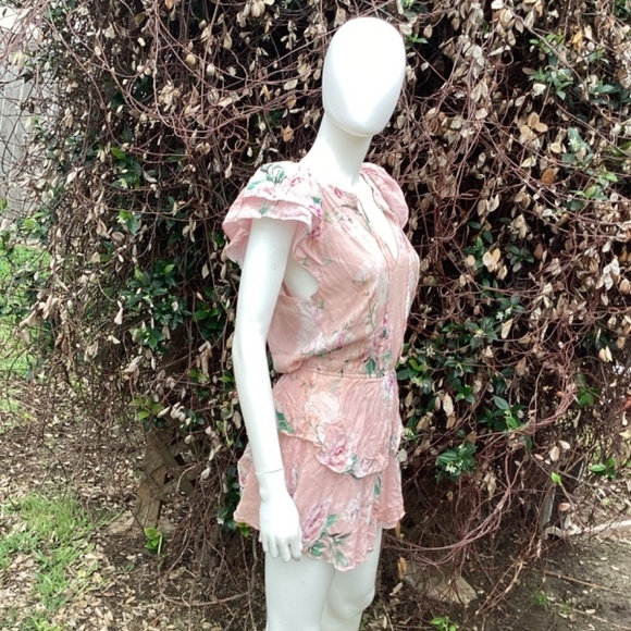 💋Yumi Kim Joy Ride Blush Betty Ruffle Mini Dress - Picture 3 of 10